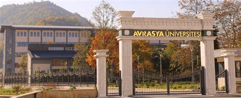 Avrasya University ၏ ဂေါပကအဖွဲ့ ဥက္ကဌ Ömer Yıldız - ဂုဏ်ယူစွာဖြင့်